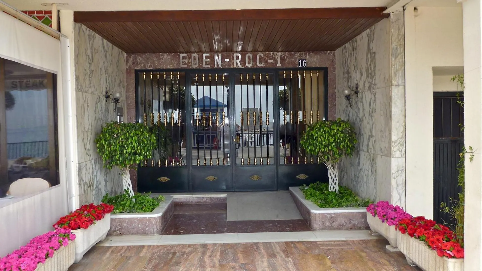 Apartment Facing The Sea And Marina Marbella